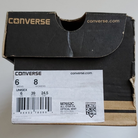 White Converse All Stars - Picture 5 of 8